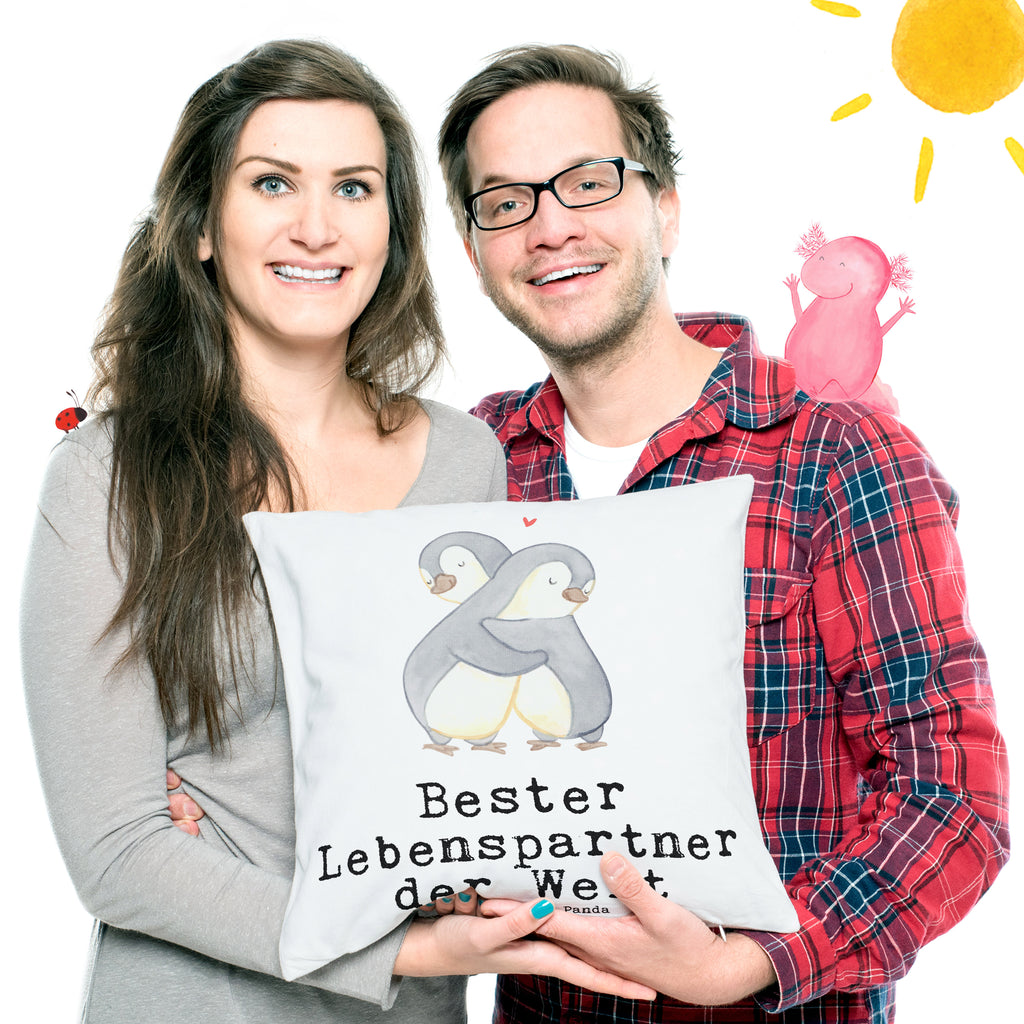 40x40 Kissen Pinguin Bester Lebenspartner der Welt Kissenhülle, Kopfkissen, Sofakissen, Dekokissen, Motivkissen, für, Dankeschön, Geschenk, Schenken, Geburtstag, Geburtstagsgeschenk, Geschenkidee, Danke, Bedanken, Mitbringsel, Freude machen, Geschenktipp, Lebenspartner, Ehepartner, Partner, Ehemann, Ehefrau, Liebe, Freund, Freundin, Hochzeitstag, verliebt