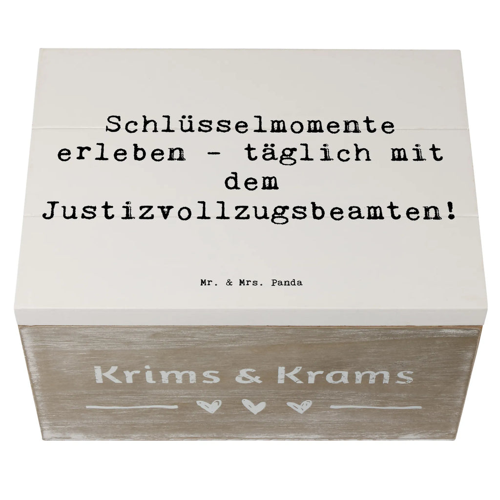 Holzkiste Spruch Schlüsselmomente erleben - täglich mit dem Justizvollzugsbeamten! Holzkiste, Kiste, Schatzkiste, Truhe, Schatulle, XXL, Erinnerungsbox, Erinnerungskiste, Dekokiste, Aufbewahrungsbox, Geschenkbox, Geschenkdose, Beruf, Ausbildung, Jubiläum, Abschied, Rente, Kollege, Kollegin, Geschenk, Schenken, Arbeitskollege, Mitarbeiter, Firma, Danke, Dankeschön