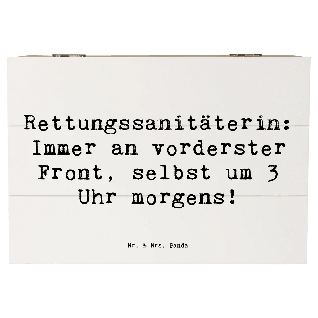 Holzkiste Spruch Rettungssanitäterin: Immer an vorderster Front, selbst um 3 Uhr morgens! Holzkiste, Kiste, Schatzkiste, Truhe, Schatulle, XXL, Erinnerungsbox, Erinnerungskiste, Dekokiste, Aufbewahrungsbox, Geschenkbox, Geschenkdose, Beruf, Ausbildung, Jubiläum, Abschied, Rente, Kollege, Kollegin, Geschenk, Schenken, Arbeitskollege, Mitarbeiter, Firma, Danke, Dankeschön