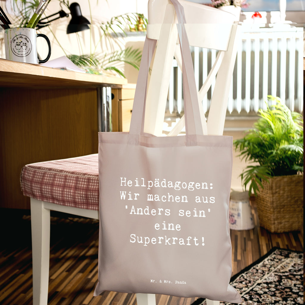 Tragetasche Spruch Heilpädagogin Superkraft Beuteltasche, Beutel, Einkaufstasche, Jutebeutel, Stoffbeutel, Tasche, Shopper, Umhängetasche, Strandtasche, Schultertasche, Stofftasche, Tragetasche, Badetasche, Jutetasche, Einkaufstüte, Laptoptasche, Beruf, Ausbildung, Jubiläum, Abschied, Rente, Kollege, Kollegin, Geschenk, Schenken, Arbeitskollege, Mitarbeiter, Firma, Danke, Dankeschön