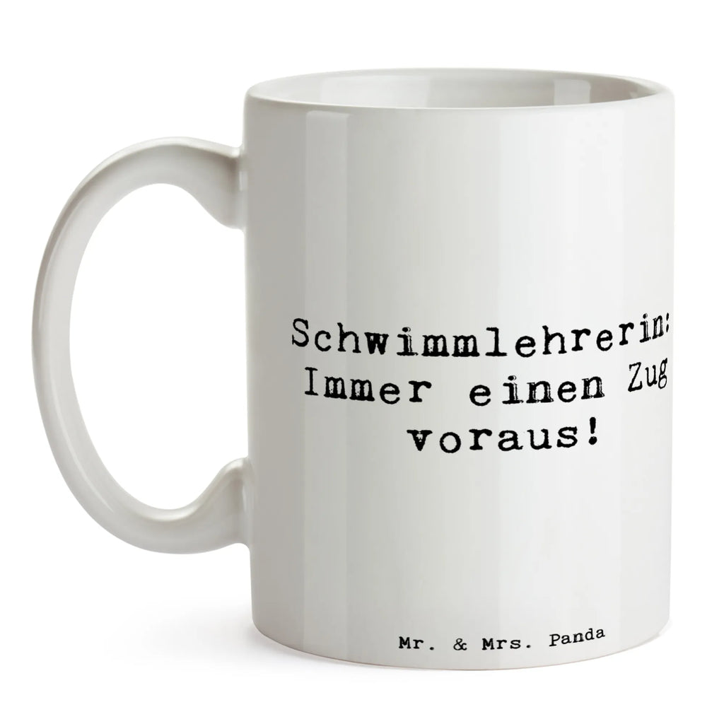 Tasse Spruch Schwimmlehrerin Zug voraus Tasse, Kaffeetasse, Teetasse, Becher, Kaffeebecher, Teebecher, Keramiktasse, Porzellantasse, Büro Tasse, Geschenk Tasse, Tasse Sprüche, Tasse Motive, Kaffeetassen, Tasse bedrucken, Designer Tasse, Cappuccino Tassen, Schöne Teetassen, Beruf, Ausbildung, Jubiläum, Abschied, Rente, Kollege, Kollegin, Geschenk, Schenken, Arbeitskollege, Mitarbeiter, Firma, Danke, Dankeschön