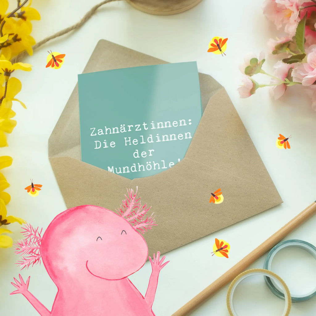 Grußkarte Spruch Zahnärztin Heldin Grußkarte, Klappkarte, Einladungskarte, Glückwunschkarte, Hochzeitskarte, Geburtstagskarte, Karte, Ansichtskarten, Beruf, Ausbildung, Jubiläum, Abschied, Rente, Kollege, Kollegin, Geschenk, Schenken, Arbeitskollege, Mitarbeiter, Firma, Danke, Dankeschön