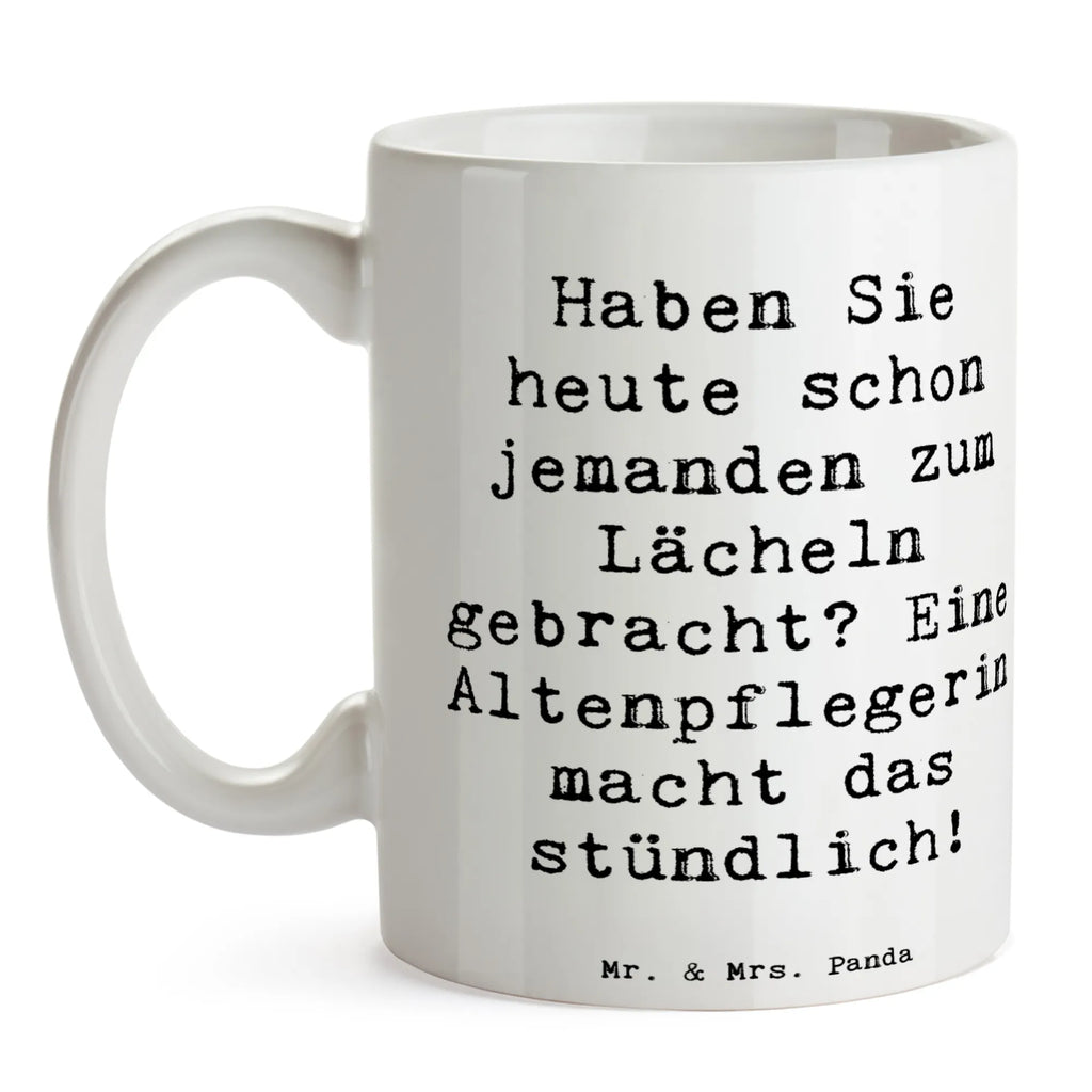 Tasse Spruch Altenpflegerin Lächeln Tasse, Kaffeetasse, Teetasse, Becher, Kaffeebecher, Teebecher, Keramiktasse, Porzellantasse, Büro Tasse, Geschenk Tasse, Tasse Sprüche, Tasse Motive, Kaffeetassen, Tasse bedrucken, Designer Tasse, Cappuccino Tassen, Schöne Teetassen, Beruf, Ausbildung, Jubiläum, Abschied, Rente, Kollege, Kollegin, Geschenk, Schenken, Arbeitskollege, Mitarbeiter, Firma, Danke, Dankeschön