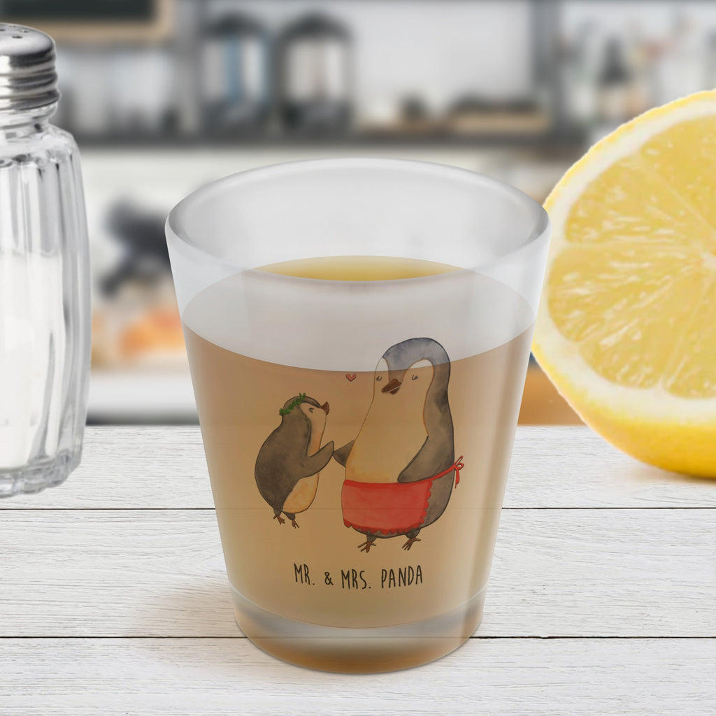 Schnapsglas Pinguin mit Kind Schnapsglas, Shot Glas, Schnapsgläser, Likörgläser, Shotglas, Shotgläser, Likörglas, Stamperl, Likör Glas, Likör Gläser, Lustige Schnapsgläser, Kurze Gläser, Ausgefallene Schnapsgläser, Kurzen Glas, Familie, Vatertag, Muttertag, Bruder, Schwester, Mama, Papa, Oma, Opa, Geschenk, Mami, Mutti, Mutter, Geburststag