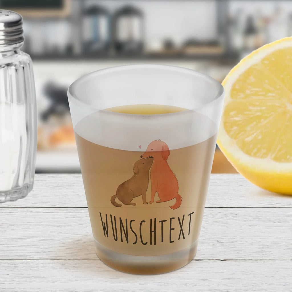 Personalisiertes Schnapsglas Hunde Liebe Personalisiertes Schnapsglas, Schnapsglas mit Namen, Schnapsgläser personalisiert, personalisierte Schnapsgläser, Schnapsglas personalisieren, Schnapsglas Hochzeit, Schnapsglas mit Name, Schnapsglas Geschenk, Shot Gläser personalisieren, personalisierte Pinnchen, Schnapsglas zum Umhängen mit Namen, Hund, Hundemotiv, Haustier, Hunderasse, Tierliebhaber, Hundebesitzer, Sprüche, Liebe, Hund. Hunde, Kuss, Vertrauen, Kuscheln, Herz