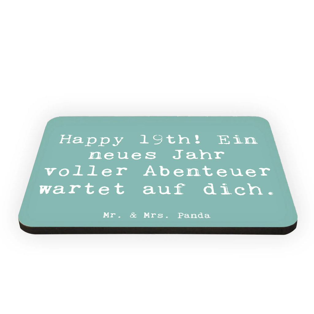 Magnet Spruch 19. Geburtstag Abenteuer Kühlschrankmagnet, Pinnwandmagnet, Souvenir Magnet, Motivmagnete, Dekomagnet, Whiteboard Magnet, Notiz Magnet, Kühlschrank Dekoration, Geburtstag, Geburtstagsgeschenk, Geschenk