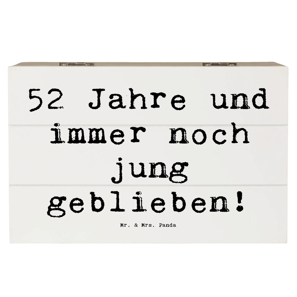 Holzkiste Spruch 52. Geburtstag Jung geblieben Holzkiste, Kiste, Schatzkiste, Truhe, Schatulle, XXL, Erinnerungsbox, Erinnerungskiste, Dekokiste, Aufbewahrungsbox, Geschenkbox, Geschenkdose, Geburtstag, Geburtstagsgeschenk, Geschenk