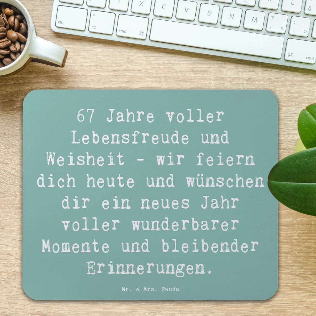 Mauspad Spruch 67. Geburtstag Mousepad, Computer zubehör, Büroausstattung, PC Zubehör, Arbeitszimmer, Mauspad, Einzigartiges Mauspad, Designer Mauspad, Mausunterlage, Mauspad Büro, Geburtstag, Geburtstagsgeschenk, Geschenk