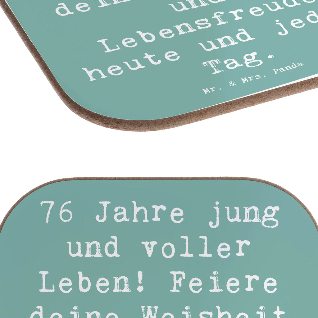 Untersetzer Spruch 76. Geburtstag Jung und Lebendig Untersetzer, Bierdeckel, Glasuntersetzer, Untersetzer Gläser, Getränkeuntersetzer, Untersetzer aus Holz, Untersetzer für Gläser, Korkuntersetzer, Untersetzer Holz, Holzuntersetzer, Tassen Untersetzer, Untersetzer Design, Geburtstag, Geburtstagsgeschenk, Geschenk