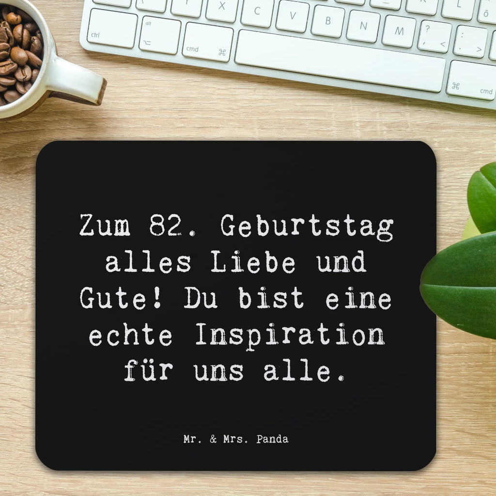 Mauspad Spruch 82. Geburtstag Mousepad, Computer zubehör, Büroausstattung, PC Zubehör, Arbeitszimmer, Mauspad, Einzigartiges Mauspad, Designer Mauspad, Mausunterlage, Mauspad Büro, Geburtstag, Geburtstagsgeschenk, Geschenk