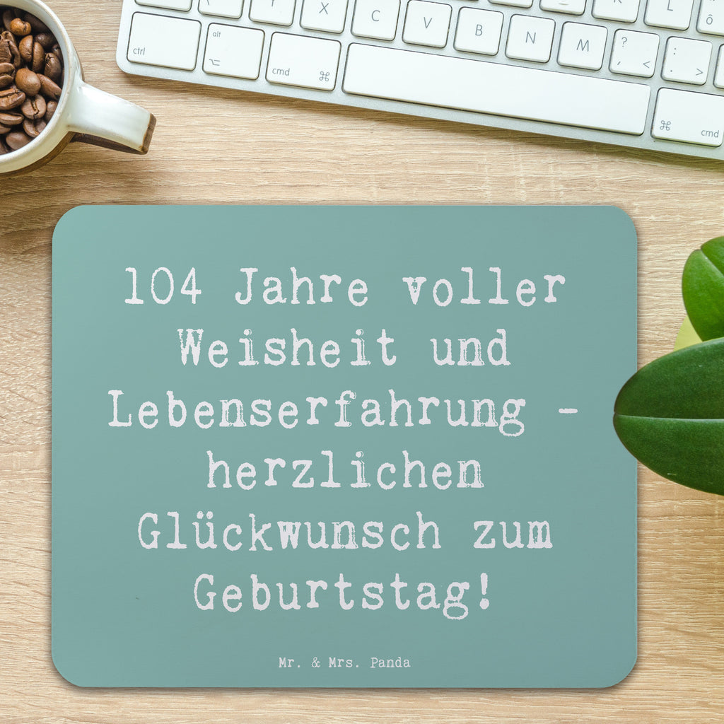 Mauspad Spruch 104. Geburtstag Mousepad, Computer zubehör, Büroausstattung, PC Zubehör, Arbeitszimmer, Mauspad, Einzigartiges Mauspad, Designer Mauspad, Mausunterlage, Mauspad Büro, Geburtstag, Geburtstagsgeschenk, Geschenk