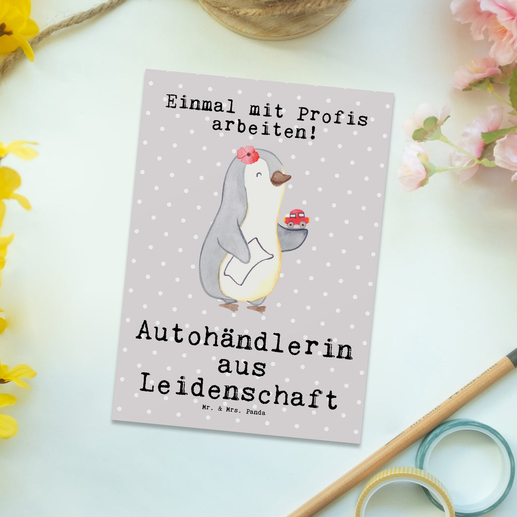 Postkarte Autohändlerin aus Leidenschaft Postkarte, Karte, Geschenkkarte, Grußkarte, Einladung, Ansichtskarte, Geburtstagskarte, Einladungskarte, Dankeskarte, Ansichtskarten, Einladung Geburtstag, Einladungskarten Geburtstag, Beruf, Ausbildung, Jubiläum, Abschied, Rente, Kollege, Kollegin, Geschenk, Schenken, Arbeitskollege, Mitarbeiter, Firma, Danke, Dankeschön, Autohändlerin, Eröffnung Autohaus, Autohandel, Gebrauchtwagenhändlerin, Autoverkäuferin