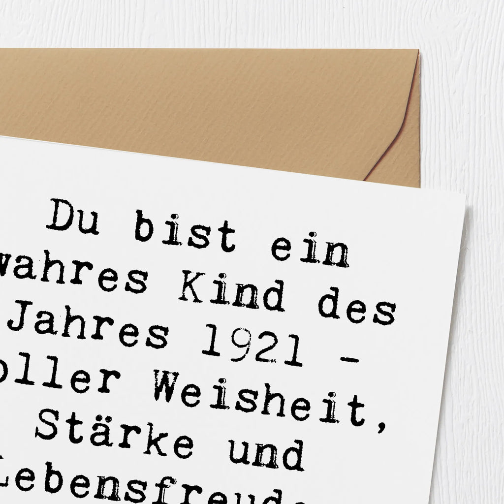 Deluxe Karte Spruch Du bist ein wahres Kind des Jahres 1921 - voller Weisheit, Stärke und Lebensfreude. Genieße deinen besonderen Tag! Karte, Grußkarte, Klappkarte, Einladungskarte, Glückwunschkarte, Hochzeitskarte, Geburtstagskarte, Hochwertige Grußkarte, Hochwertige Klappkarte, Geburtstag, Geburtstagsgeschenk, Geschenk