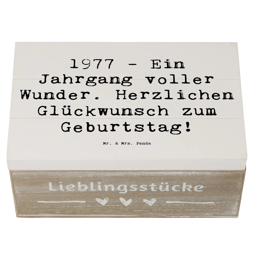 Holzkiste Spruch 1977 Geburtstag Wunder Holzkiste, Kiste, Schatzkiste, Truhe, Schatulle, XXL, Erinnerungsbox, Erinnerungskiste, Dekokiste, Aufbewahrungsbox, Geschenkbox, Geschenkdose, Geburtstag, Geburtstagsgeschenk, Geschenk