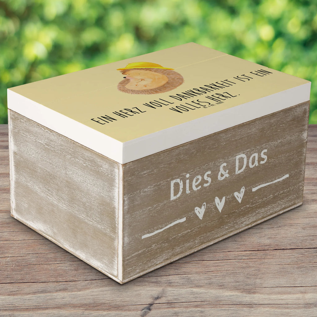 Holzkiste Herz Dankbarkeit Erntedankfest Holzkiste, Kiste, Schatzkiste, Truhe, Schatulle, XXL, Erinnerungsbox, Erinnerungskiste, Dekokiste, Aufbewahrungsbox, Geschenkbox, Geschenkdose, Erntedank, Erntedankfest, Erntedank Kindergarten, Erntedankspruch, Erntedank Sprüche, Erntedankfest deko, Erntedank Deko, Erntedank mit Kindern, Thanksgiving