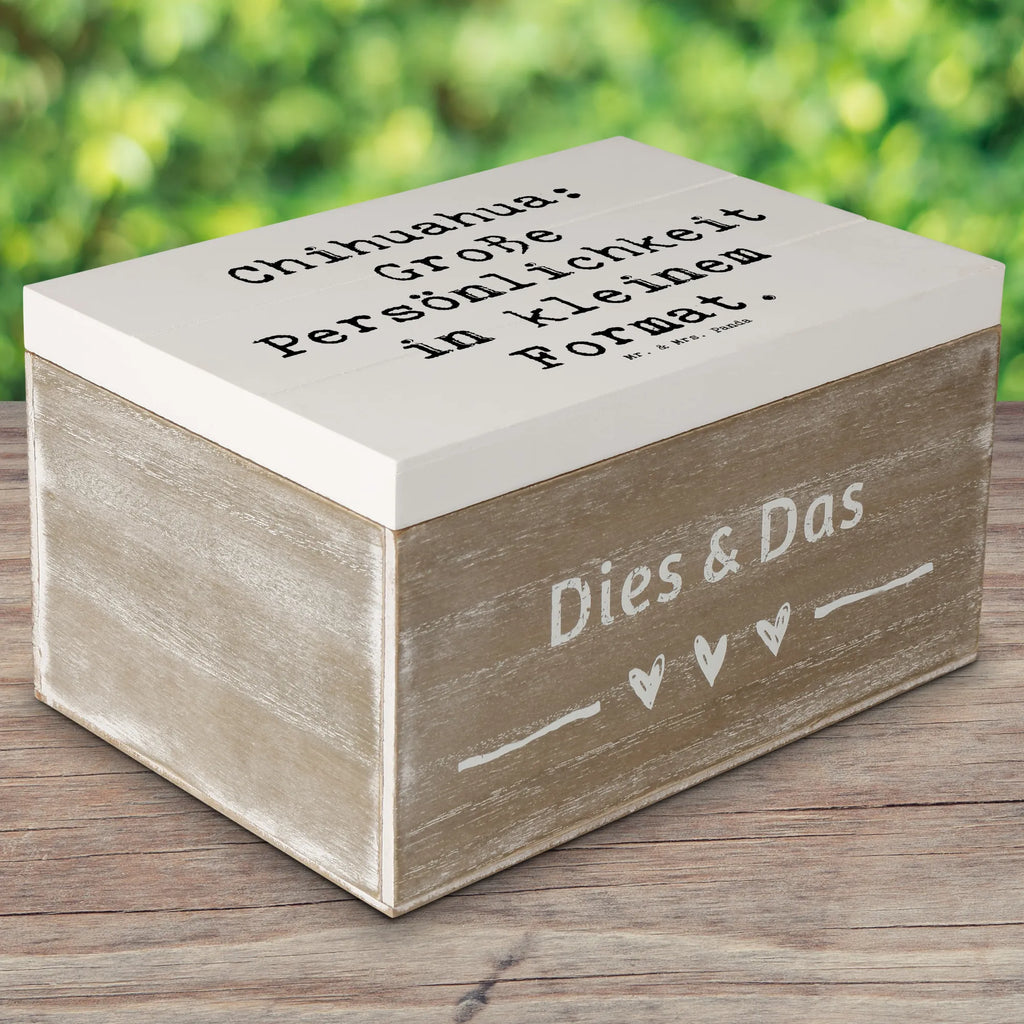 Holzkiste Spruch Chihuahua Persönlichkeit Holzkiste, Kiste, Schatzkiste, Truhe, Schatulle, XXL, Erinnerungsbox, Erinnerungskiste, Dekokiste, Aufbewahrungsbox, Geschenkbox, Geschenkdose, Hund, Hunderasse, Rassehund, Hundebesitzer, Geschenk, Tierfreund, Schenken, Welpe