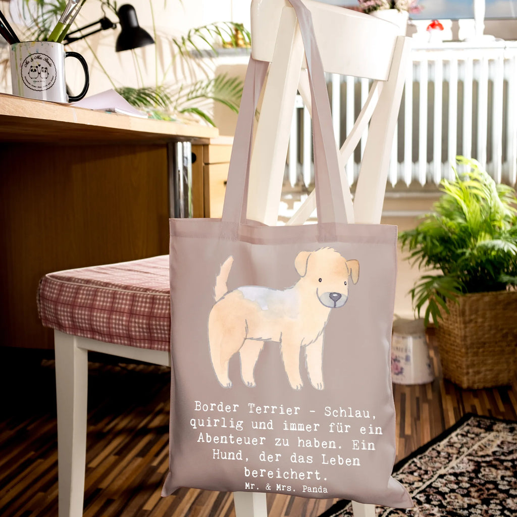 Tragetasche Border Terrier Abenteuer Beuteltasche, Beutel, Einkaufstasche, Jutebeutel, Stoffbeutel, Tasche, Shopper, Umhängetasche, Strandtasche, Schultertasche, Stofftasche, Tragetasche, Badetasche, Jutetasche, Einkaufstüte, Laptoptasche, Hund, Hunderasse, Rassehund, Hundebesitzer, Geschenk, Tierfreund, Schenken, Welpe