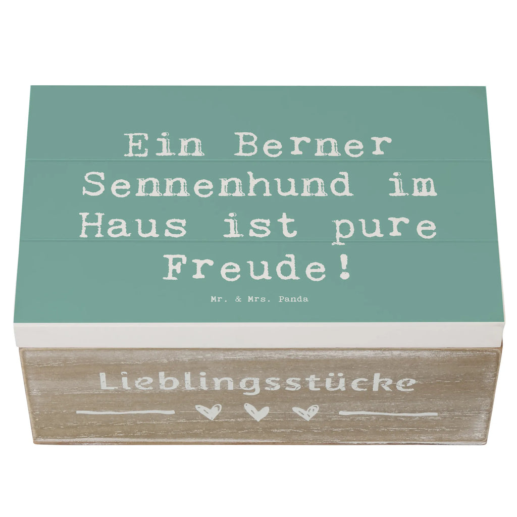 Holzkiste Spruch Berner Sennenhund Freude Holzkiste, Kiste, Schatzkiste, Truhe, Schatulle, XXL, Erinnerungsbox, Erinnerungskiste, Dekokiste, Aufbewahrungsbox, Geschenkbox, Geschenkdose, Hund, Hunderasse, Rassehund, Hundebesitzer, Geschenk, Tierfreund, Schenken, Welpe