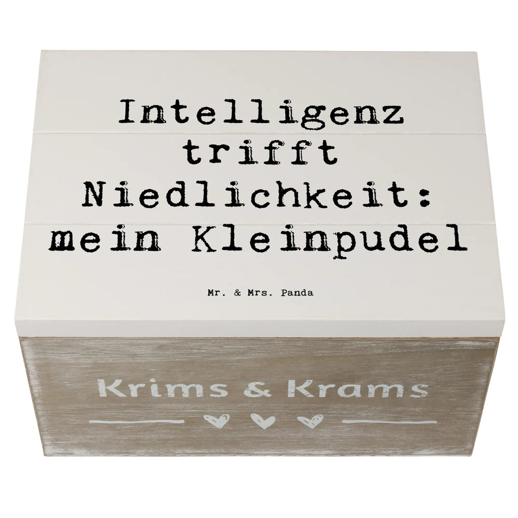 Holzkiste Spruch Niedlicher Kleinpudel Holzkiste, Kiste, Schatzkiste, Truhe, Schatulle, XXL, Erinnerungsbox, Erinnerungskiste, Dekokiste, Aufbewahrungsbox, Geschenkbox, Geschenkdose, Hund, Hunderasse, Rassehund, Hundebesitzer, Geschenk, Tierfreund, Schenken, Welpe