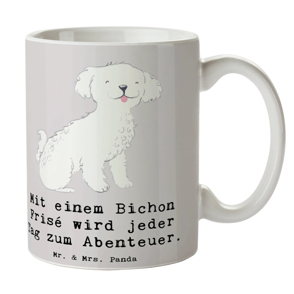 Tasse Mit einem Bichon Frisé wird jeder Tag zum Abenteuer. Tasse, Kaffeetasse, Teetasse, Becher, Kaffeebecher, Teebecher, Keramiktasse, Porzellantasse, Büro Tasse, Geschenk Tasse, Tasse Sprüche, Tasse Motive, Kaffeetassen, Tasse bedrucken, Designer Tasse, Cappuccino Tassen, Schöne Teetassen, Hund, Hunderasse, Rassehund, Hundebesitzer, Geschenk, Tierfreund, Schenken, Welpe