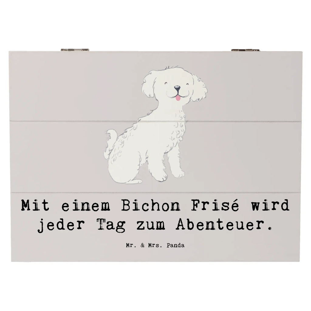 Holzkiste Mit einem Bichon Frisé wird jeder Tag zum Abenteuer. Holzkiste, Kiste, Schatzkiste, Truhe, Schatulle, XXL, Erinnerungsbox, Erinnerungskiste, Dekokiste, Aufbewahrungsbox, Geschenkbox, Geschenkdose, Hund, Hunderasse, Rassehund, Hundebesitzer, Geschenk, Tierfreund, Schenken, Welpe