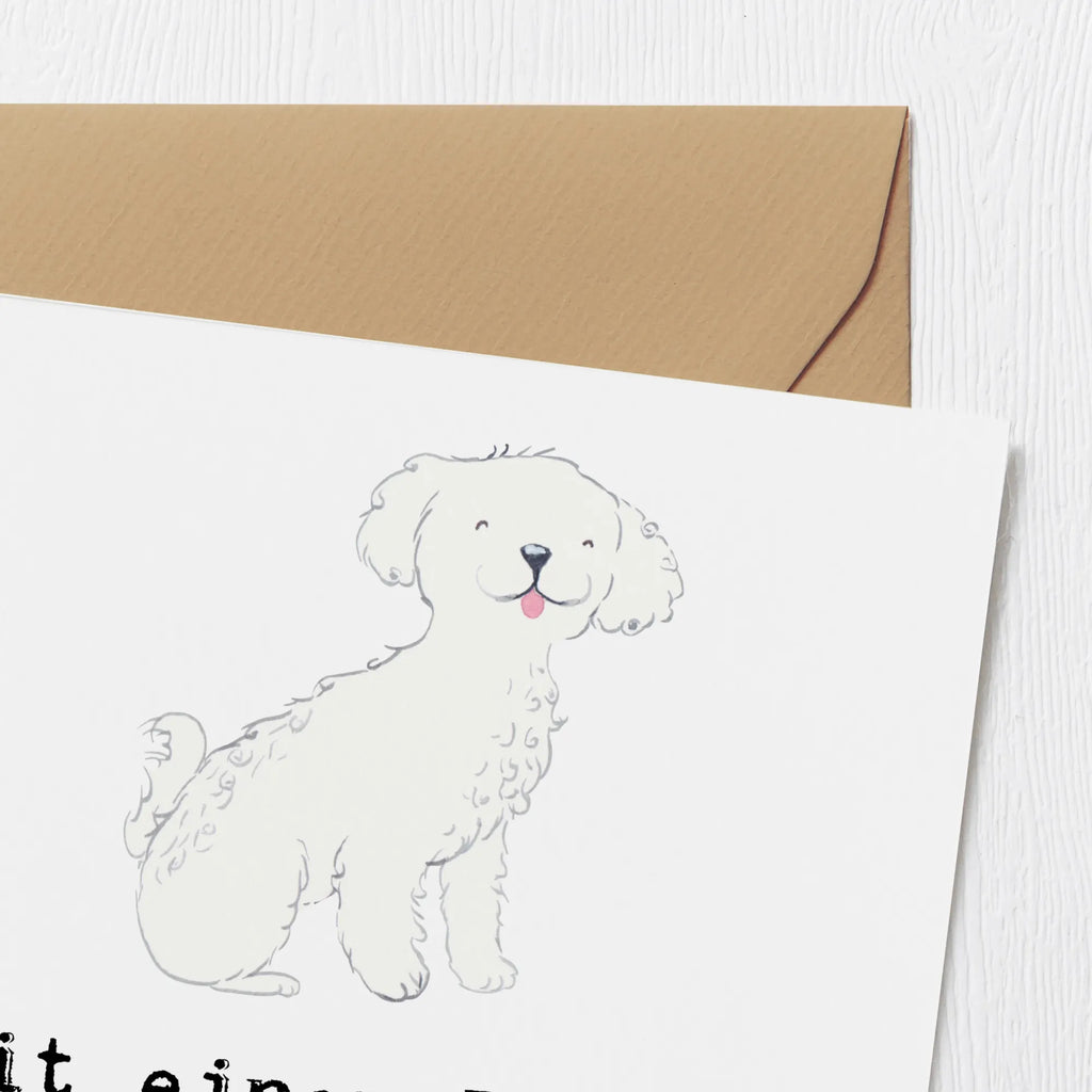 Deluxe Karte Mit einem Bichon Frisé wird jeder Tag zum Abenteuer. Karte, Grußkarte, Klappkarte, Einladungskarte, Glückwunschkarte, Hochzeitskarte, Geburtstagskarte, Hochwertige Grußkarte, Hochwertige Klappkarte, Hund, Hunderasse, Rassehund, Hundebesitzer, Geschenk, Tierfreund, Schenken, Welpe