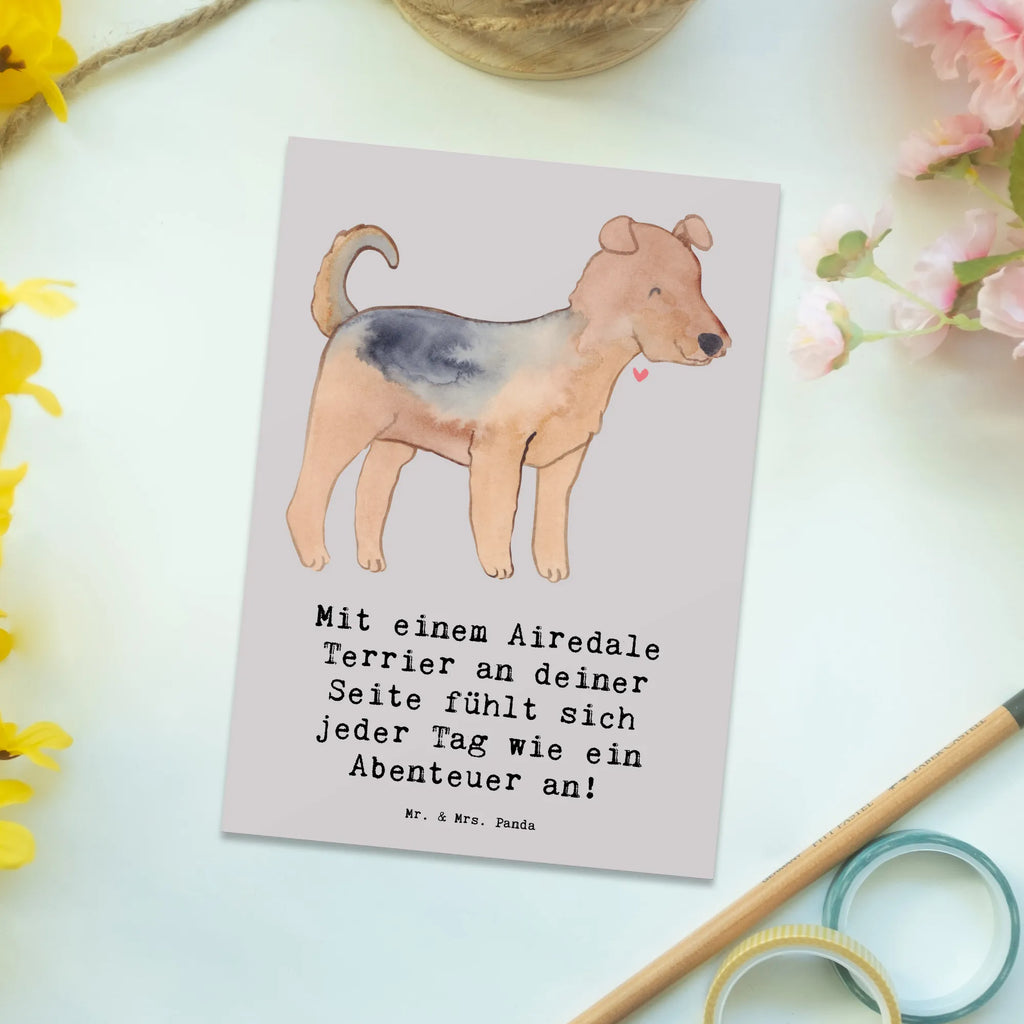 Postkarte Airedale Terrier Abenteuer Postkarte, Karte, Geschenkkarte, Grußkarte, Einladung, Ansichtskarte, Geburtstagskarte, Einladungskarte, Dankeskarte, Ansichtskarten, Einladung Geburtstag, Einladungskarten Geburtstag, Hund, Hunderasse, Rassehund, Hundebesitzer, Geschenk, Tierfreund, Schenken, Welpe