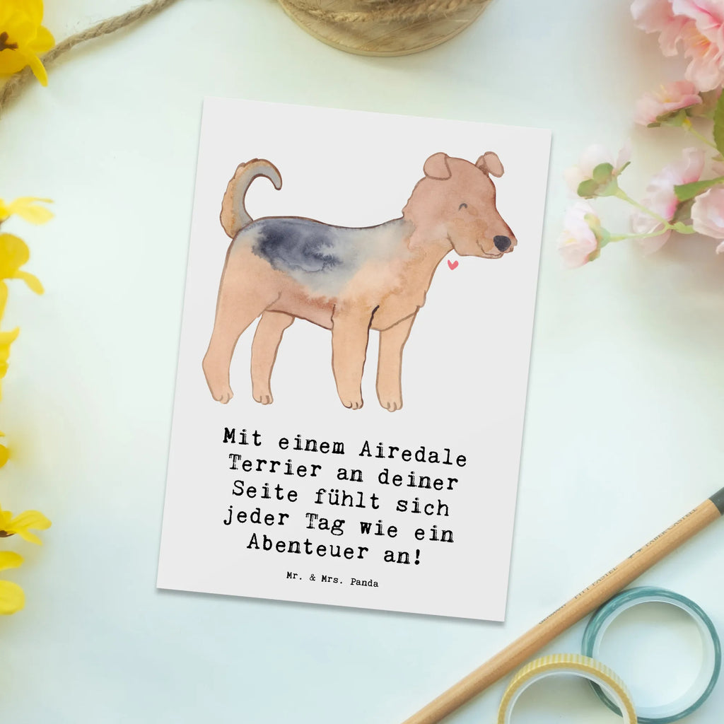 Postkarte Airedale Terrier Abenteuer Postkarte, Karte, Geschenkkarte, Grußkarte, Einladung, Ansichtskarte, Geburtstagskarte, Einladungskarte, Dankeskarte, Ansichtskarten, Einladung Geburtstag, Einladungskarten Geburtstag, Hund, Hunderasse, Rassehund, Hundebesitzer, Geschenk, Tierfreund, Schenken, Welpe