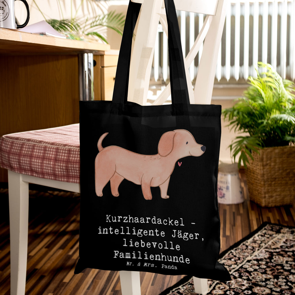 Tragetasche Kurzhaardackel Liebe Beuteltasche, Beutel, Einkaufstasche, Jutebeutel, Stoffbeutel, Tasche, Shopper, Umhängetasche, Strandtasche, Schultertasche, Stofftasche, Tragetasche, Badetasche, Jutetasche, Einkaufstüte, Laptoptasche, Hund, Hunderasse, Rassehund, Hundebesitzer, Geschenk, Tierfreund, Schenken, Welpe