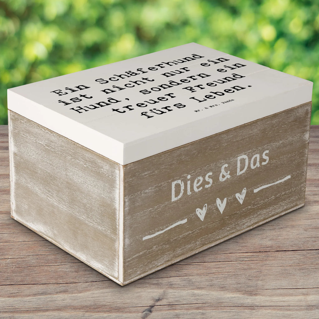 Holzkiste Spruch Schäferhund Freund Holzkiste, Kiste, Schatzkiste, Truhe, Schatulle, XXL, Erinnerungsbox, Erinnerungskiste, Dekokiste, Aufbewahrungsbox, Geschenkbox, Geschenkdose, Hund, Hunderasse, Rassehund, Hundebesitzer, Geschenk, Tierfreund, Schenken, Welpe