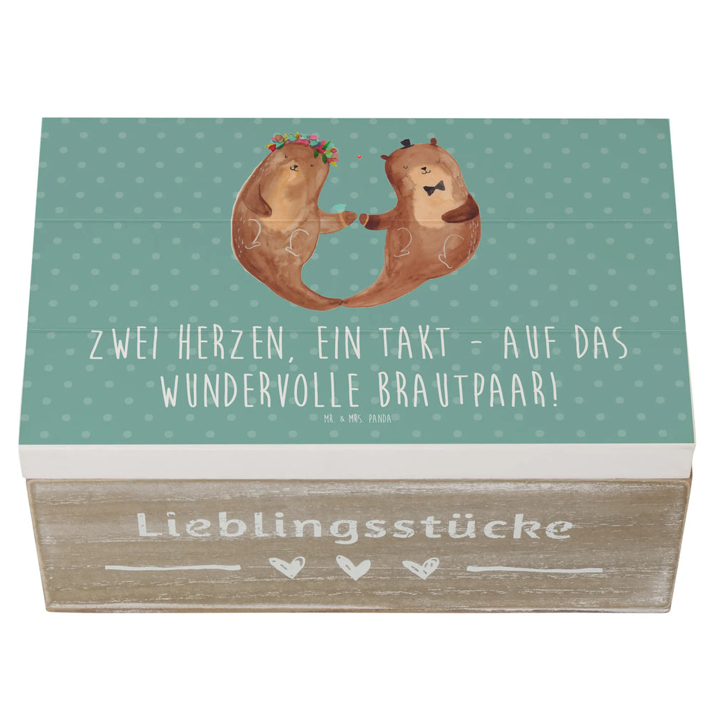 Holzkiste Brautpaar Herzen Holzkiste, Kiste, Schatzkiste, Truhe, Schatulle, XXL, Erinnerungsbox, Erinnerungskiste, Dekokiste, Aufbewahrungsbox, Geschenkbox, Geschenkdose, Hochzeit, Hochzeitsgeschenk, Ehe, Hochzeitsfeier, Trauung, Trauungsgeschenk, Hochzeitskarte, Verlobungsfeier, Verlobungsgeschenk, Hochzeitsgeschenkideen, Hochzeitsgeschenke für Brautpaar