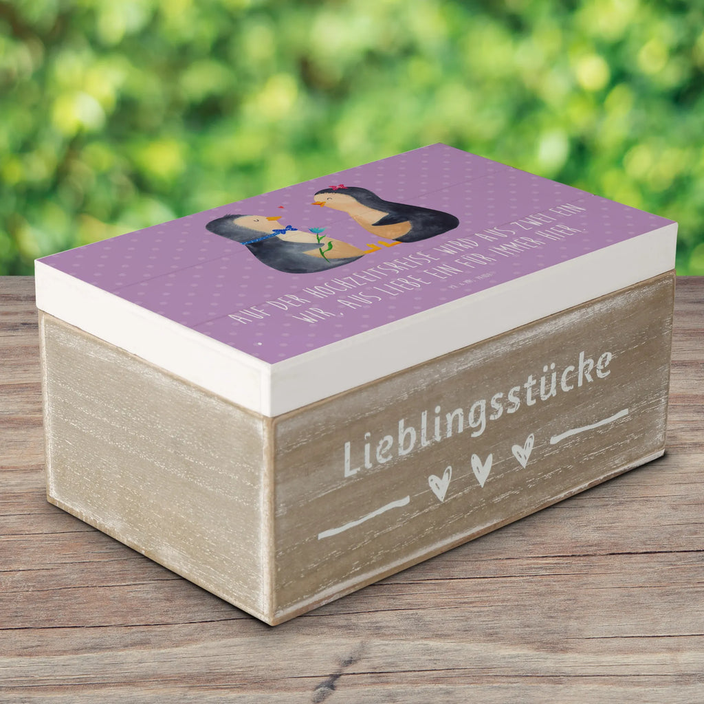 Holzkiste Hochzeitsreise Ewige Liebe Holzkiste, Kiste, Schatzkiste, Truhe, Schatulle, XXL, Erinnerungsbox, Erinnerungskiste, Dekokiste, Aufbewahrungsbox, Geschenkbox, Geschenkdose, Hochzeit, Hochzeitsgeschenk, Ehe, Hochzeitsfeier, Trauung, Trauungsgeschenk, Hochzeitskarte, Verlobungsfeier, Verlobungsgeschenk, Hochzeitsgeschenkideen, Hochzeitsgeschenke für Brautpaar