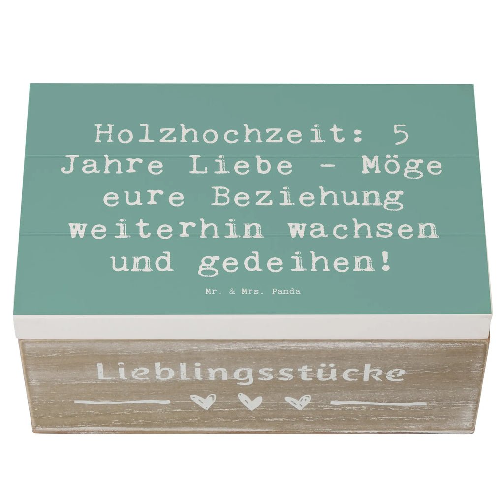 Holzkiste Spruch 5. Hochzeitstag Holzhochzeit Holzkiste, Kiste, Schatzkiste, Truhe, Schatulle, XXL, Erinnerungsbox, Erinnerungskiste, Dekokiste, Aufbewahrungsbox, Geschenkbox, Geschenkdose, Hochzeit, Hochzeitsgeschenk, Ehe, Hochzeitsfeier, Trauung, Trauungsgeschenk, Hochzeitskarte, Verlobungsfeier, Verlobungsgeschenk, Hochzeitsgeschenkideen, Hochzeitsgeschenke für Brautpaar