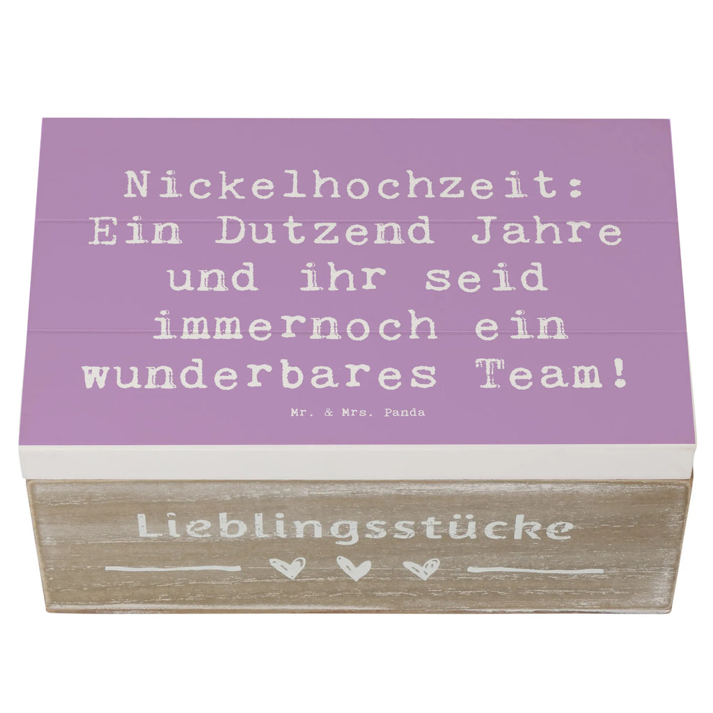 Holzkiste Spruch 12. Hochzeitstag Nickelhochzeit Holzkiste, Kiste, Schatzkiste, Truhe, Schatulle, XXL, Erinnerungsbox, Erinnerungskiste, Dekokiste, Aufbewahrungsbox, Geschenkbox, Geschenkdose, Hochzeit, Hochzeitsgeschenk, Ehe, Hochzeitsfeier, Trauung, Trauungsgeschenk, Hochzeitskarte, Verlobungsfeier, Verlobungsgeschenk, Hochzeitsgeschenkideen, Hochzeitsgeschenke für Brautpaar