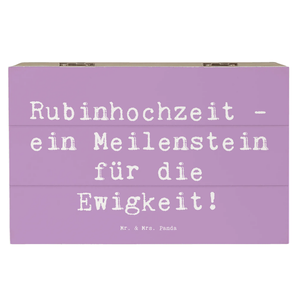 Holzkiste Spruch 40. Hochzeitstag Rubinhochzeit Holzkiste, Kiste, Schatzkiste, Truhe, Schatulle, XXL, Erinnerungsbox, Erinnerungskiste, Dekokiste, Aufbewahrungsbox, Geschenkbox, Geschenkdose, Hochzeit, Hochzeitsgeschenk, Ehe, Hochzeitsfeier, Trauung, Trauungsgeschenk, Hochzeitskarte, Verlobungsfeier, Verlobungsgeschenk, Hochzeitsgeschenkideen, Hochzeitsgeschenke für Brautpaar