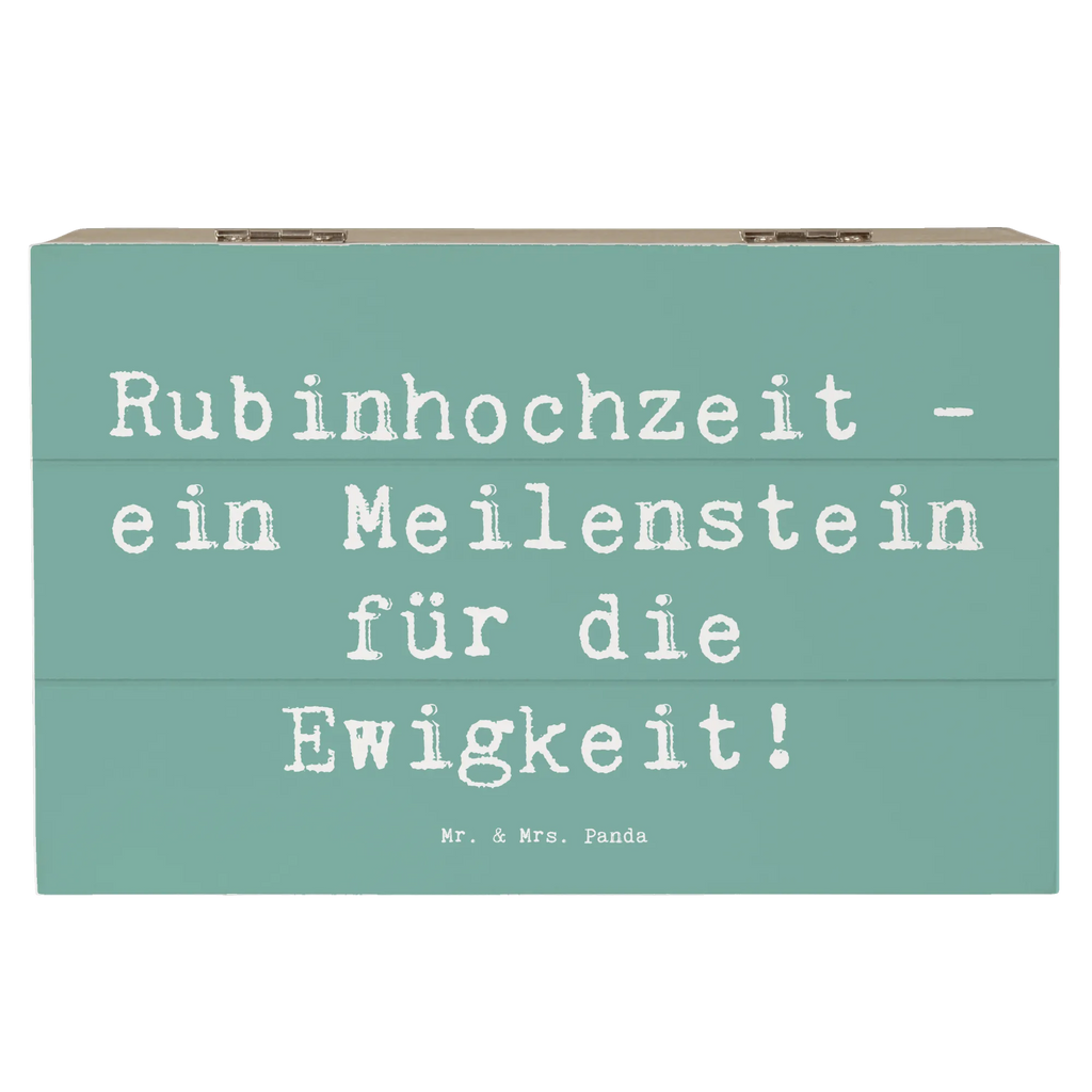 Holzkiste Spruch 40. Hochzeitstag Rubinhochzeit Holzkiste, Kiste, Schatzkiste, Truhe, Schatulle, XXL, Erinnerungsbox, Erinnerungskiste, Dekokiste, Aufbewahrungsbox, Geschenkbox, Geschenkdose, Hochzeit, Hochzeitsgeschenk, Ehe, Hochzeitsfeier, Trauung, Trauungsgeschenk, Hochzeitskarte, Verlobungsfeier, Verlobungsgeschenk, Hochzeitsgeschenkideen, Hochzeitsgeschenke für Brautpaar