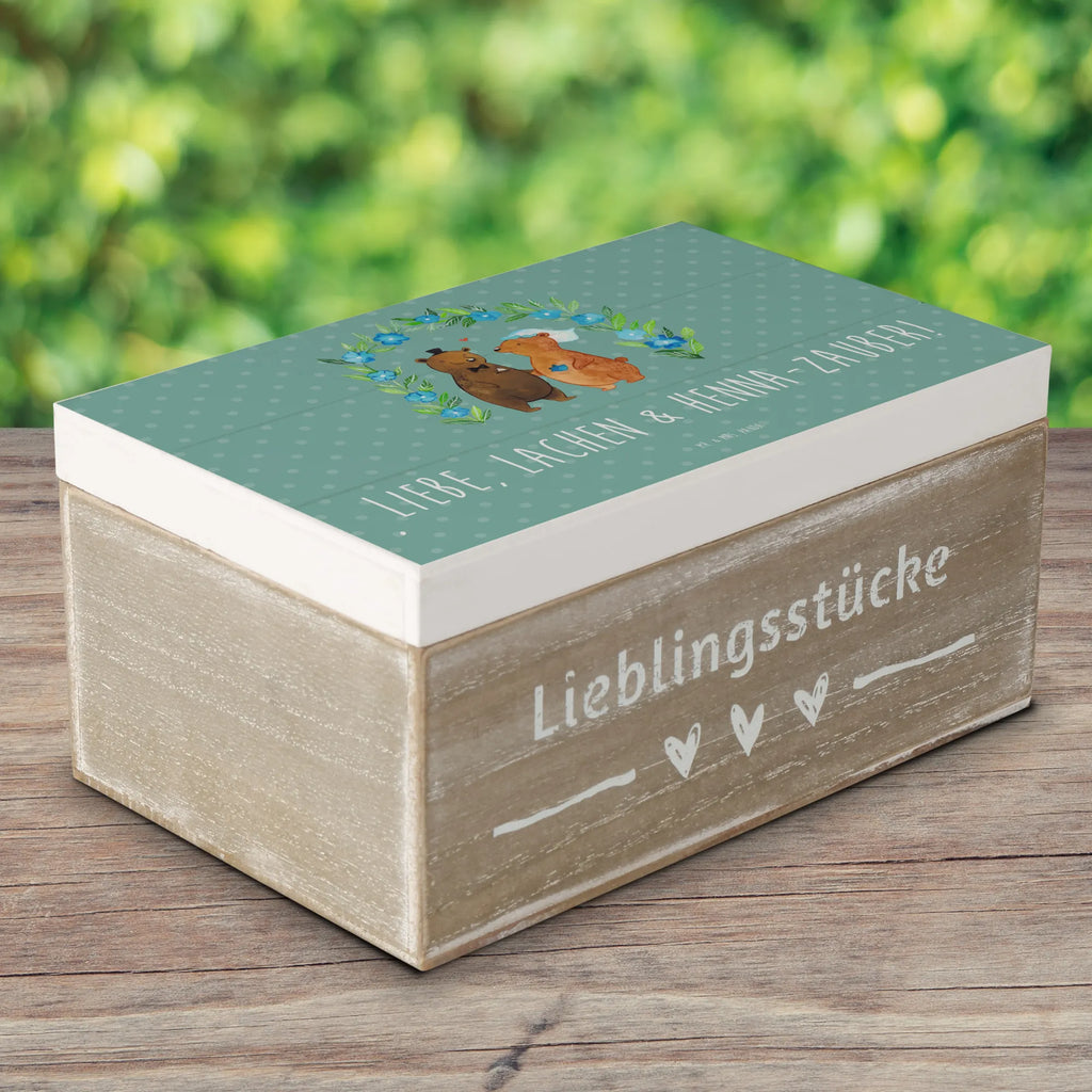 Holzkiste Henna-Abend Magie Holzkiste, Kiste, Schatzkiste, Truhe, Schatulle, XXL, Erinnerungsbox, Erinnerungskiste, Dekokiste, Aufbewahrungsbox, Geschenkbox, Geschenkdose, Hochzeit, Hochzeitsgeschenk, Ehe, Hochzeitsfeier, Trauung, Trauungsgeschenk, Hochzeitskarte, Verlobungsfeier, Verlobungsgeschenk, Hochzeitsgeschenkideen, Hochzeitsgeschenke für Brautpaar