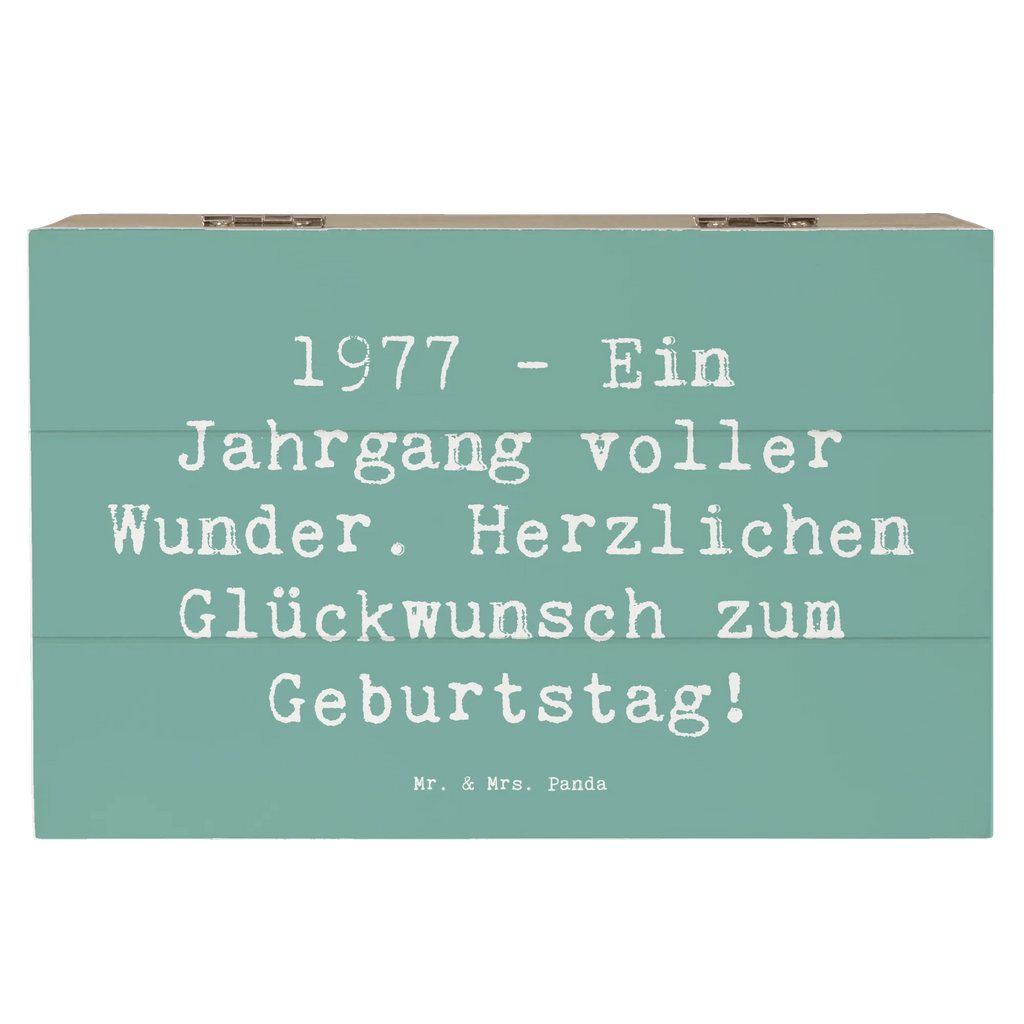 Holzkiste Spruch 1977 Geburtstag Wunder Holzkiste, Kiste, Schatzkiste, Truhe, Schatulle, XXL, Erinnerungsbox, Erinnerungskiste, Dekokiste, Aufbewahrungsbox, Geschenkbox, Geschenkdose, Geburtstag, Geburtstagsgeschenk, Geschenk