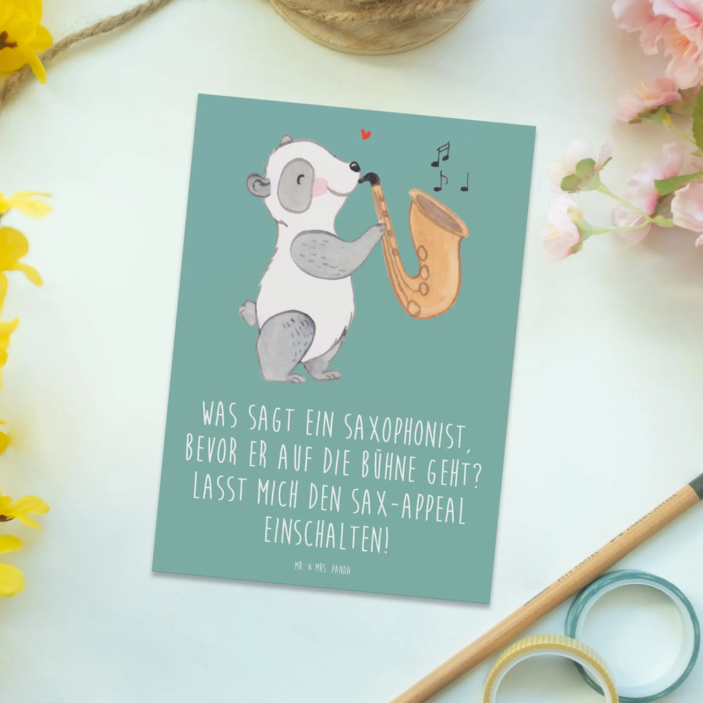 Postkarte Magischer Saxophon-Charme Postkarte, Karte, Geschenkkarte, Grußkarte, Einladung, Ansichtskarte, Geburtstagskarte, Einladungskarte, Dankeskarte, Ansichtskarten, Einladung Geburtstag, Einladungskarten Geburtstag, Instrumente, Geschenke Musiker, Musikliebhaber