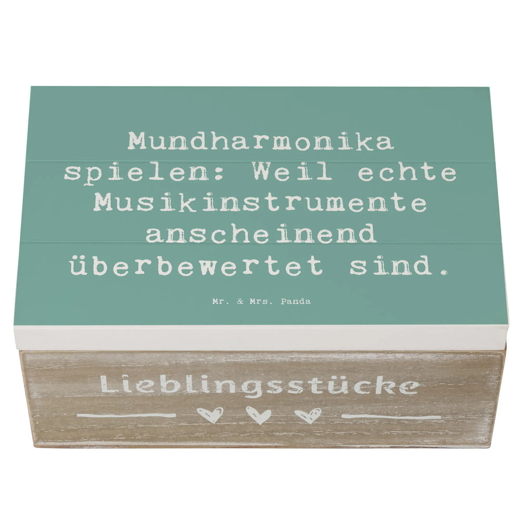 Holzkiste Spruch Mundharmonika spielen: Weil echte Musikinstrumente anscheinend überbewertet sind. Holzkiste, Kiste, Schatzkiste, Truhe, Schatulle, XXL, Erinnerungsbox, Erinnerungskiste, Dekokiste, Aufbewahrungsbox, Geschenkbox, Geschenkdose, Instrumente, Geschenke Musiker, Musikliebhaber