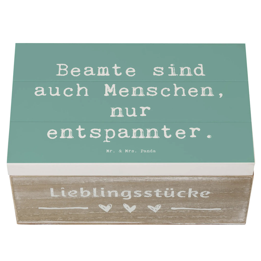 Holzkiste Spruch Beamtin Entspannt Holzkiste, Kiste, Schatzkiste, Truhe, Schatulle, XXL, Erinnerungsbox, Erinnerungskiste, Dekokiste, Aufbewahrungsbox, Geschenkbox, Geschenkdose, Beruf, Ausbildung, Jubiläum, Abschied, Rente, Kollege, Kollegin, Geschenk, Schenken, Arbeitskollege, Mitarbeiter, Firma, Danke, Dankeschön