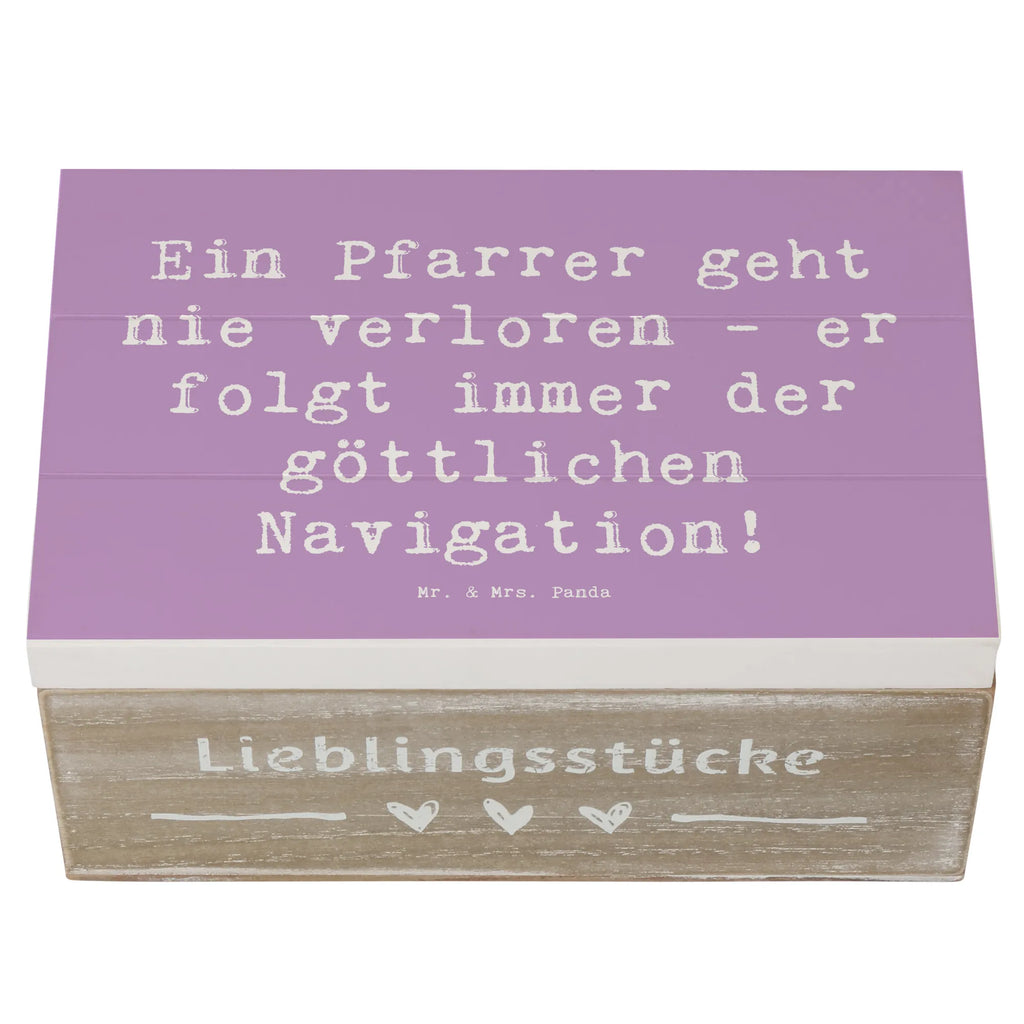 Holzkiste Spruch Ein Pfarrer geht nie verloren - er folgt immer der göttlichen Navigation! Holzkiste, Kiste, Schatzkiste, Truhe, Schatulle, XXL, Erinnerungsbox, Erinnerungskiste, Dekokiste, Aufbewahrungsbox, Geschenkbox, Geschenkdose, Beruf, Ausbildung, Jubiläum, Abschied, Rente, Kollege, Kollegin, Geschenk, Schenken, Arbeitskollege, Mitarbeiter, Firma, Danke, Dankeschön