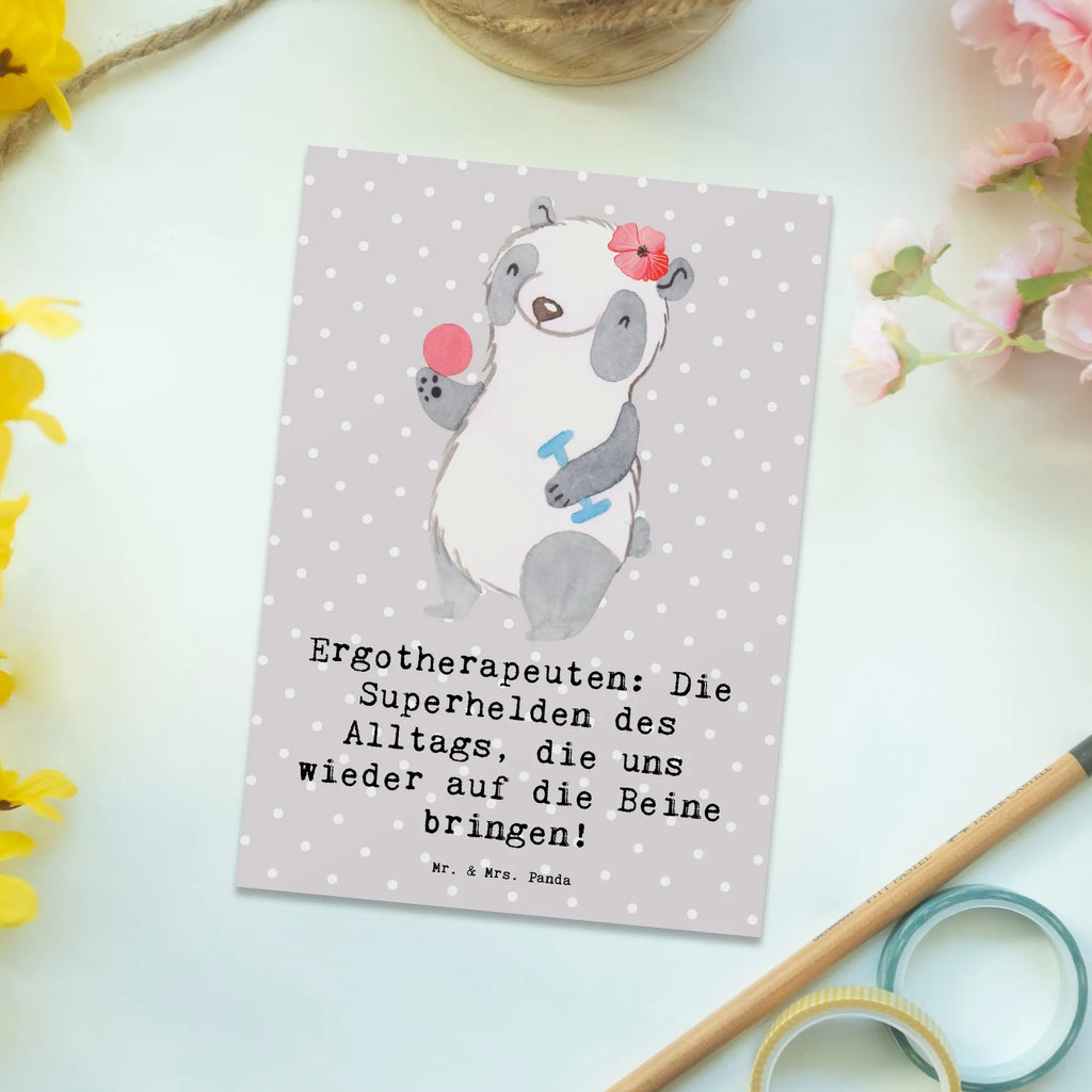 Postkarte Ergotherapeutin Superhelden Postkarte, Karte, Geschenkkarte, Grußkarte, Einladung, Ansichtskarte, Geburtstagskarte, Einladungskarte, Dankeskarte, Ansichtskarten, Einladung Geburtstag, Einladungskarten Geburtstag, Beruf, Ausbildung, Jubiläum, Abschied, Rente, Kollege, Kollegin, Geschenk, Schenken, Arbeitskollege, Mitarbeiter, Firma, Danke, Dankeschön