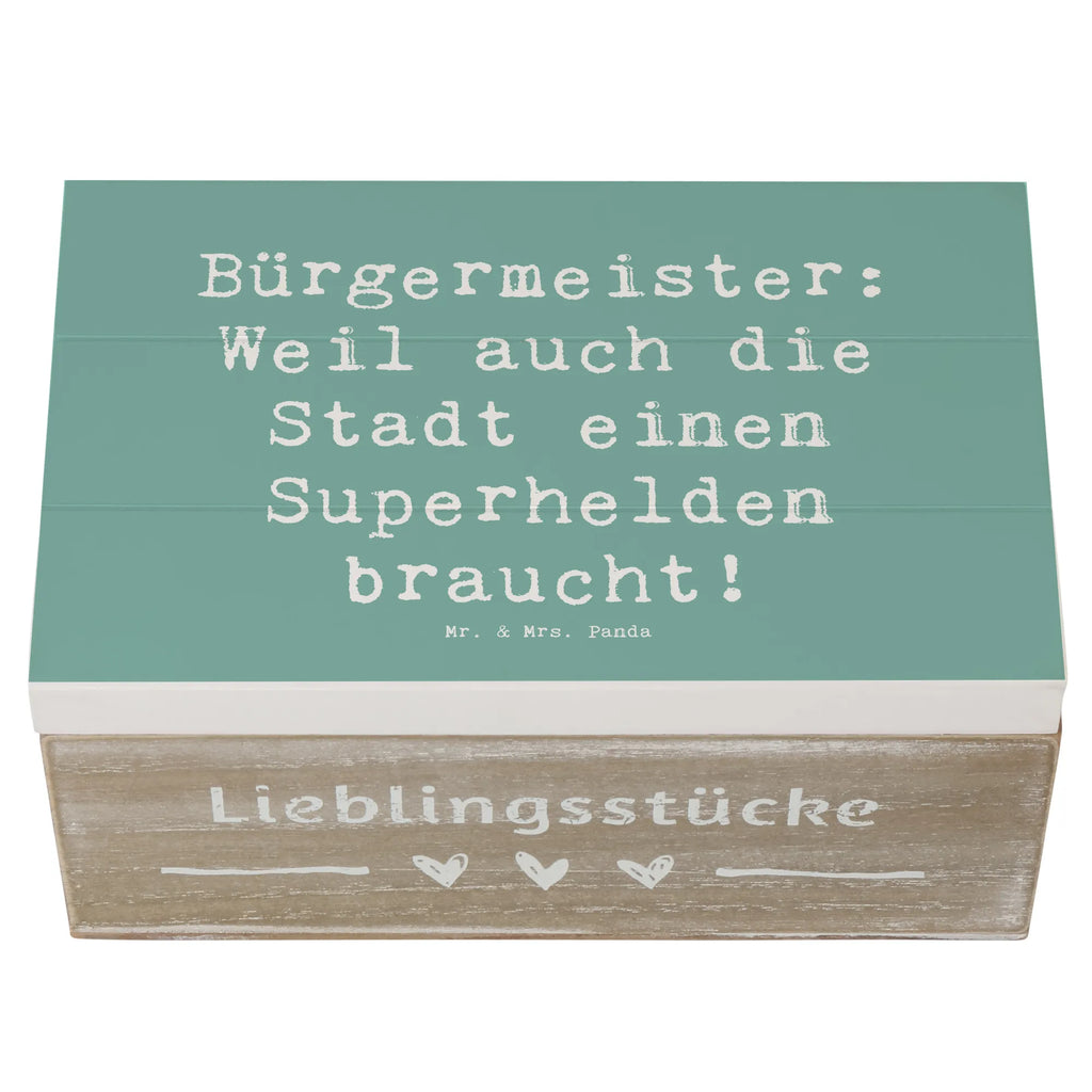 Holzkiste Spruch Bürgermeister Superheld Holzkiste, Kiste, Schatzkiste, Truhe, Schatulle, XXL, Erinnerungsbox, Erinnerungskiste, Dekokiste, Aufbewahrungsbox, Geschenkbox, Geschenkdose, Beruf, Ausbildung, Jubiläum, Abschied, Rente, Kollege, Kollegin, Geschenk, Schenken, Arbeitskollege, Mitarbeiter, Firma, Danke, Dankeschön