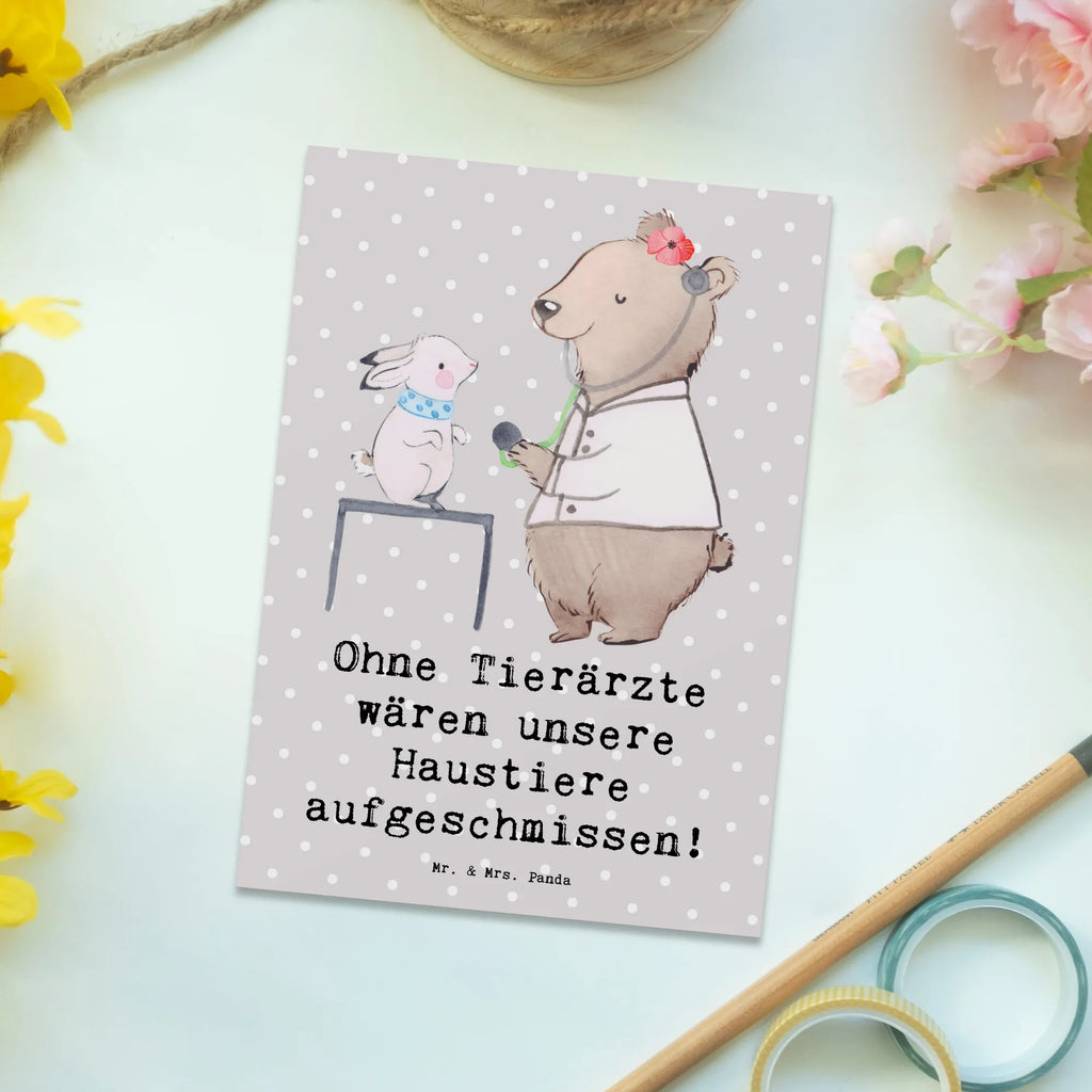 Postkarte Tierarzt Helden Postkarte, Karte, Geschenkkarte, Grußkarte, Einladung, Ansichtskarte, Geburtstagskarte, Einladungskarte, Dankeskarte, Ansichtskarten, Einladung Geburtstag, Einladungskarten Geburtstag, Beruf, Ausbildung, Jubiläum, Abschied, Rente, Kollege, Kollegin, Geschenk, Schenken, Arbeitskollege, Mitarbeiter, Firma, Danke, Dankeschön