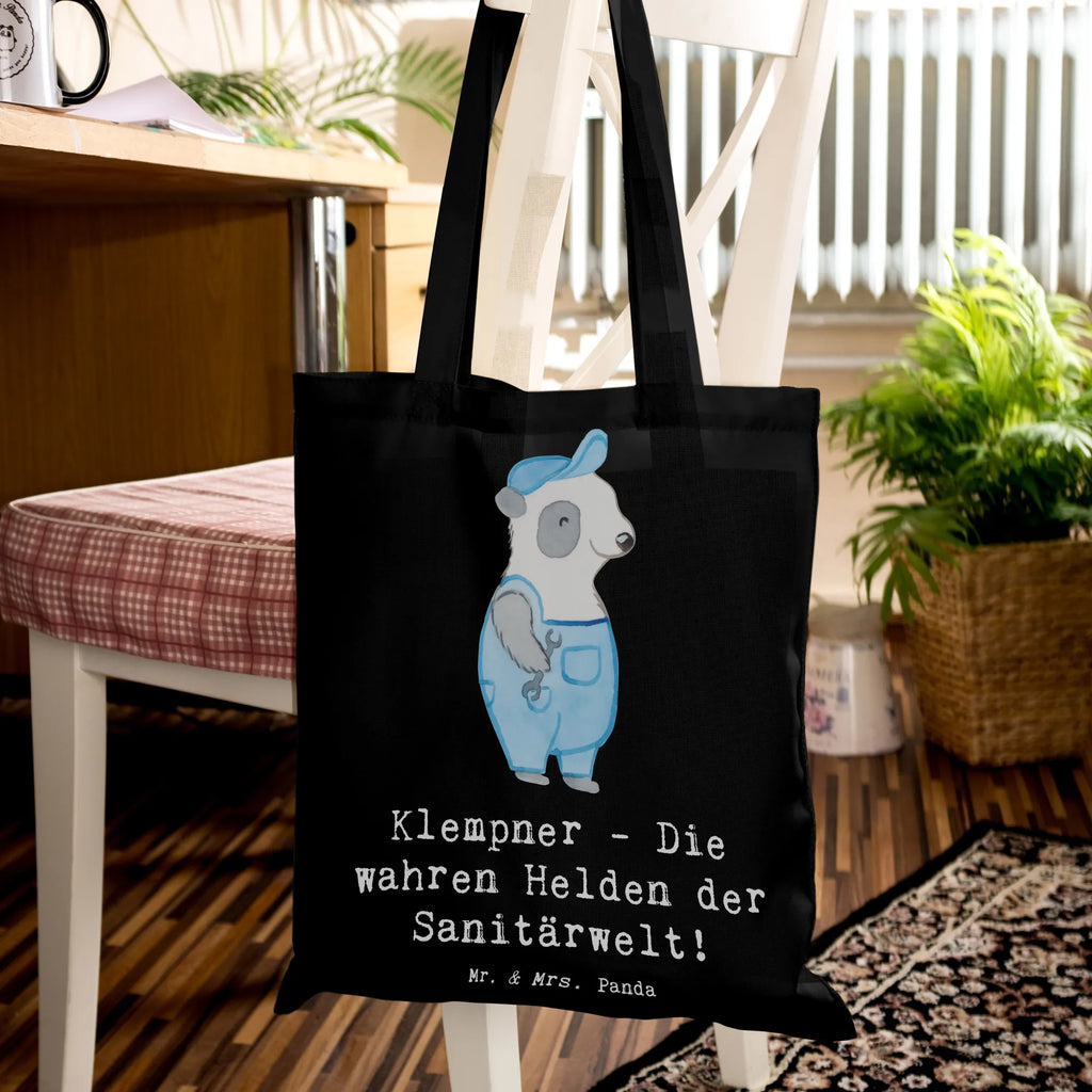 Tragetasche Klempner Helden Beuteltasche, Beutel, Einkaufstasche, Jutebeutel, Stoffbeutel, Tasche, Shopper, Umhängetasche, Strandtasche, Schultertasche, Stofftasche, Tragetasche, Badetasche, Jutetasche, Einkaufstüte, Laptoptasche, Beruf, Ausbildung, Jubiläum, Abschied, Rente, Kollege, Kollegin, Geschenk, Schenken, Arbeitskollege, Mitarbeiter, Firma, Danke, Dankeschön