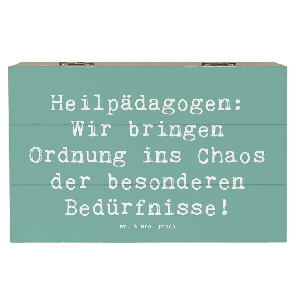 Holzkiste Spruch Heilpädagogin Chaosordnung Holzkiste, Kiste, Schatzkiste, Truhe, Schatulle, XXL, Erinnerungsbox, Erinnerungskiste, Dekokiste, Aufbewahrungsbox, Geschenkbox, Geschenkdose, Beruf, Ausbildung, Jubiläum, Abschied, Rente, Kollege, Kollegin, Geschenk, Schenken, Arbeitskollege, Mitarbeiter, Firma, Danke, Dankeschön