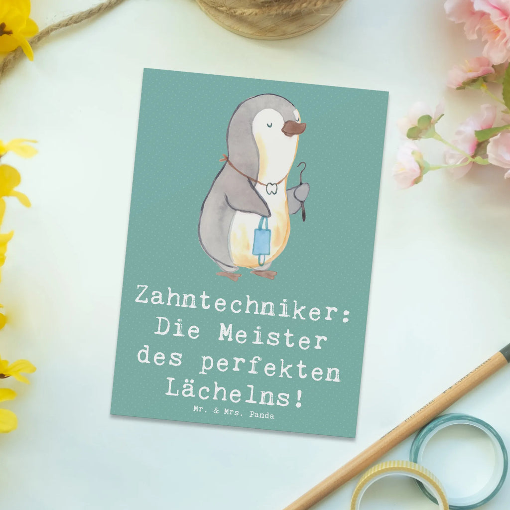 Postkarte Zahntechniker: Die Meister des perfekten Lächelns! Postkarte, Karte, Geschenkkarte, Grußkarte, Einladung, Ansichtskarte, Geburtstagskarte, Einladungskarte, Dankeskarte, Ansichtskarten, Einladung Geburtstag, Einladungskarten Geburtstag, Beruf, Ausbildung, Jubiläum, Abschied, Rente, Kollege, Kollegin, Geschenk, Schenken, Arbeitskollege, Mitarbeiter, Firma, Danke, Dankeschön