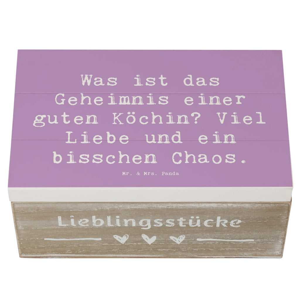 Holzkiste Spruch Was ist das Geheimnis einer guten Köchin? Viel Liebe und ein bisschen Chaos. Holzkiste, Kiste, Schatzkiste, Truhe, Schatulle, XXL, Erinnerungsbox, Erinnerungskiste, Dekokiste, Aufbewahrungsbox, Geschenkbox, Geschenkdose, Beruf, Ausbildung, Jubiläum, Abschied, Rente, Kollege, Kollegin, Geschenk, Schenken, Arbeitskollege, Mitarbeiter, Firma, Danke, Dankeschön