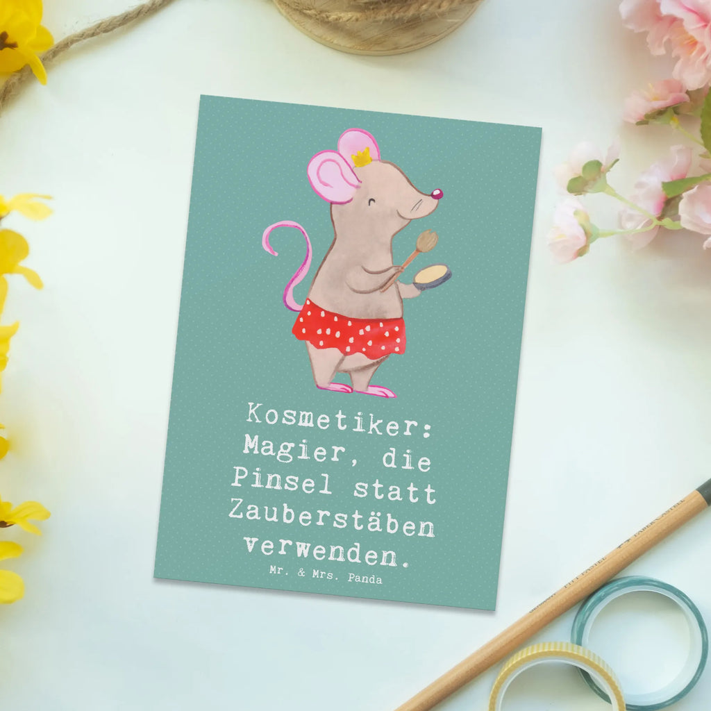 Postkarte Kosmetiker: Magier, die Pinsel statt Zauberstäben verwenden. Postkarte, Karte, Geschenkkarte, Grußkarte, Einladung, Ansichtskarte, Geburtstagskarte, Einladungskarte, Dankeskarte, Ansichtskarten, Einladung Geburtstag, Einladungskarten Geburtstag, Beruf, Ausbildung, Jubiläum, Abschied, Rente, Kollege, Kollegin, Geschenk, Schenken, Arbeitskollege, Mitarbeiter, Firma, Danke, Dankeschön